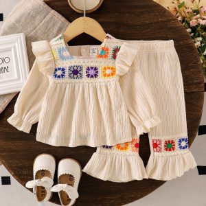 SHEIN New Fashion Baby Girls' Set - Knit Ribbon Long Sleeve Top + Bell-Bottoms Long Pants Apricot